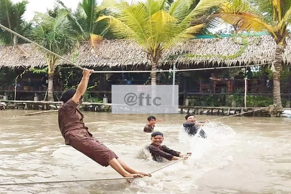 Hoạt động dân gian khi du lịch miền Tây