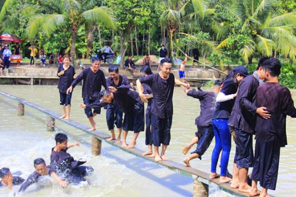 KDL Lan Vương nhận được sự yêu thích của nhiều bạn trẻ