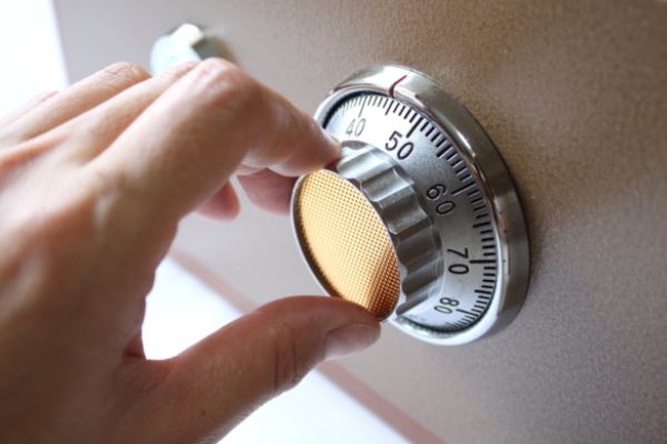 Không mở két là một trong những điều cấm kỵ trong ngày Tết